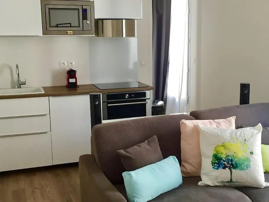 Queen Suite - Appartment Paris - 0*,